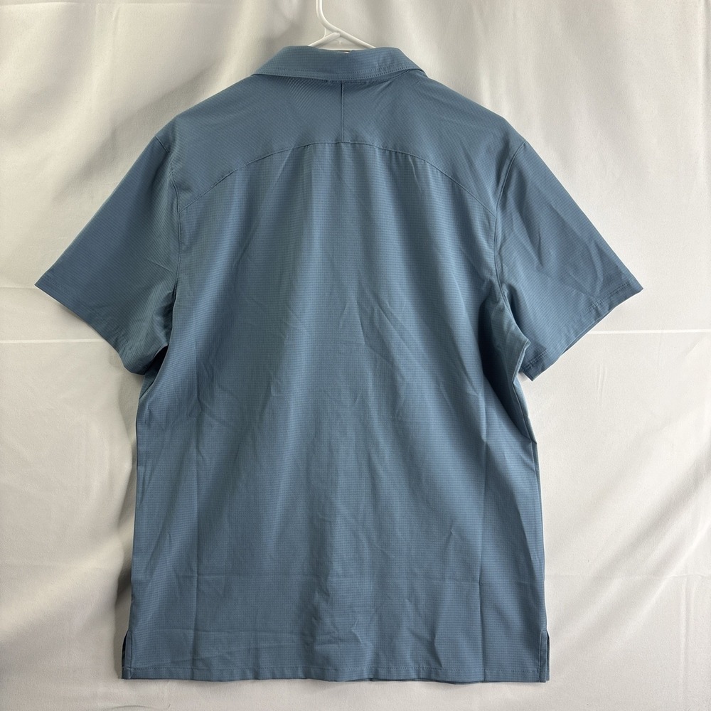All In Motion NWT Men's Blue Medium Button Down S/S Tech Shirt Travel Casual - Picture 6 of 6